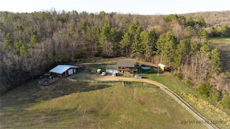 2373 Wayne 361, Piedmont, MO 63957