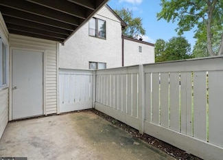 2340 Primrose Ct, Mays Landing, NJ 08330