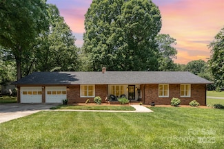 400 S Westover Dr, Monroe, NC 28112