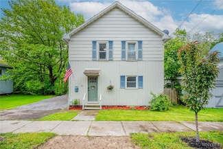18 Water St, Perry, NY 14530