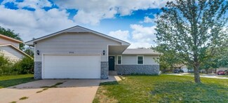 3936 N Edgemoor St, Bel Aire, KS 67220