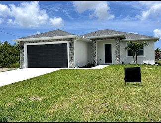 183 Wright Dr, Rotonda Lakes, FL 33947