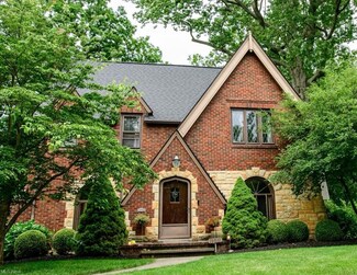 19510 S Sagamore Rd, Cleveland, OH 44126