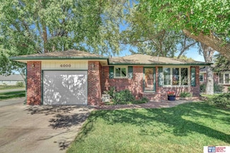 4000 Jersey Cir, Lincoln, NE 68504
