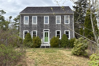21 Harborside Rd, Brooksville, ME 04642