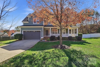 613 Adams Ridge Dr, Fort Mill, SC 29715