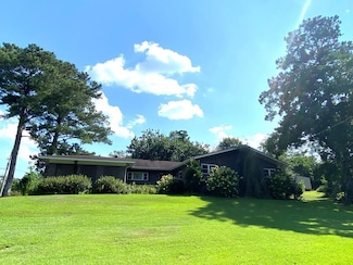 205 Woodland Cir, Troy, AL 36081