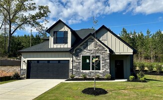 106 Shale Dr, Central, SC 29630
