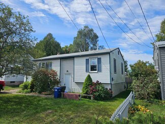 42 Plattsburg Ave, Burlington, VT 05408