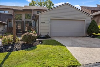 4555 Oakhill Blvd, Lorain, OH 44053