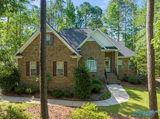 207 Woodmont Dr, Union Grove, AL 35175