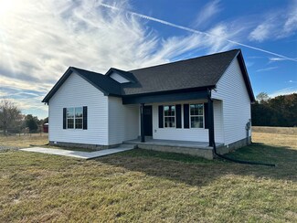 695 Mount Carmel Church Rd, Scottsville, KY 42164