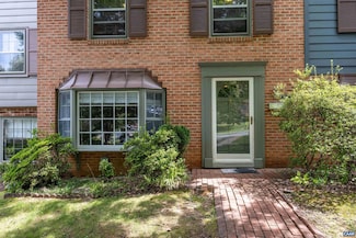 13 Georgetown Green, Charlottesville, VA 22901
