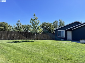148 SW Falcon Ct, Boardman, OR 97818