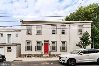 4577 Baker St, Philadelphia, PA 19127