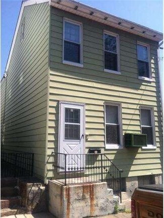 553 Chestnut St, Pottstown, PA 19464