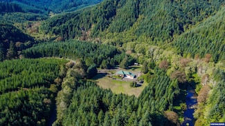 9602 Harlan Rd, Eddyville, OR 97343