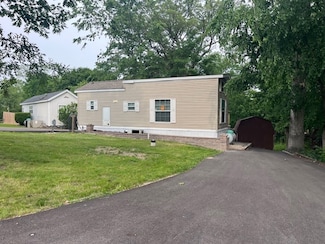 2795 E 28th Lot 1404 Rd, Seneca, IL 61360