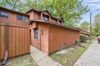 5733 SW 10th Place, Gainesville, FL 32607