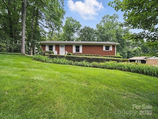 220 Lakeview Dr, Belmont, NC 28012