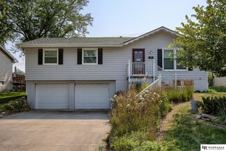 11431 Frederick St, Omaha, NE 68144