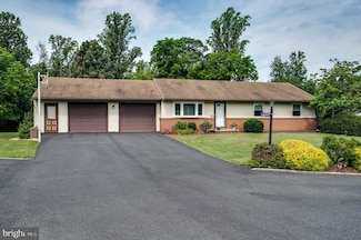 20 Mccormick Rd, Mohnton, PA 19540