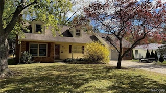 3570 Strawberry Ln, Port Huron, MI 48060