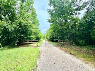 2988 Tr Harrison Junior Rd, Marion, AL 36756