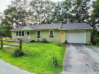 168 Quinlan Dr, Barre, VT 05641