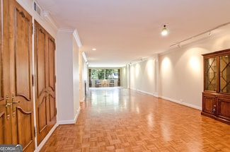 2734 Peachtree Rd NW Unit C404, Atlanta, GA 30305