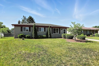 39962 Fraser Dr, Sterling Heights, MI 48310