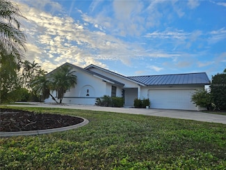 975 Coronado Dr, Punta Gorda, FL 33950