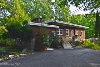 141 Winona Rd, Mount Pocono, PA 18344