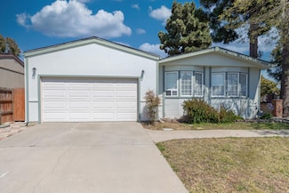 1317 N V St Unit 1, Lompoc, CA 93436