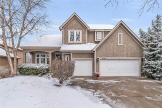 15306 W 86th St, Lenexa, KS 66219