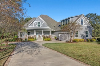 8490 Thomas Dr, Orange, TX 77630