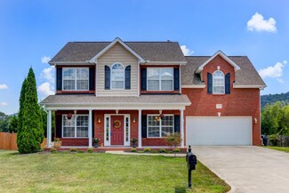 7520 Ashton Pointe Ln, Knoxville, TN 37931