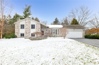 801 Hightower Way, Webster, NY 14580