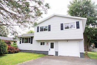 4114 Wetzel Rd, Liverpool, NY 13090