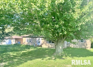 2651 90th St, Gerlaw, IL 61435