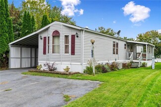 201 Goldenrod Ct, Bath, PA 18014