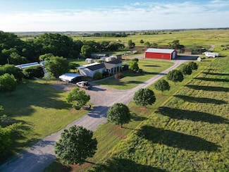 17306 E 1130 Rd, Sweetwater, OK 73666