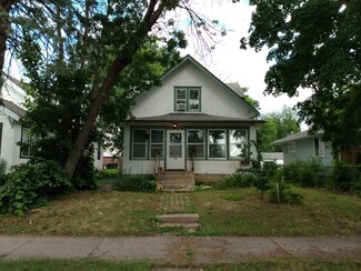 718 Russell Ave N, Minneapolis, MN 55411