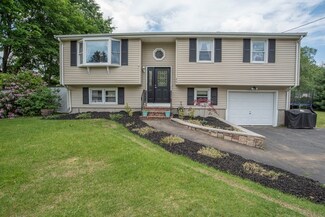 90 Nicholas Rd, Raynham, MA 02767