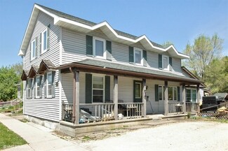 127 Tweedy St, Hustisford, WI 53034