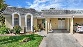 8 Park Lane Cir, Lehigh Acres, FL 33936