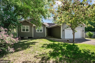 230 8th St NW, Elk River, MN 55330