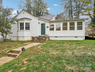 34 Parkview Dr, Brevard, NC 28712