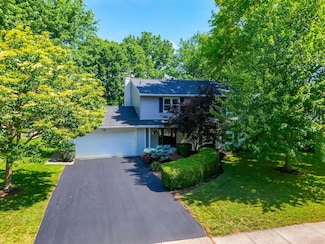 138 Somerset Rd, Delaware, OH 43015