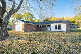 4607 Windy Hollow Rd, Owensboro, KY 42301